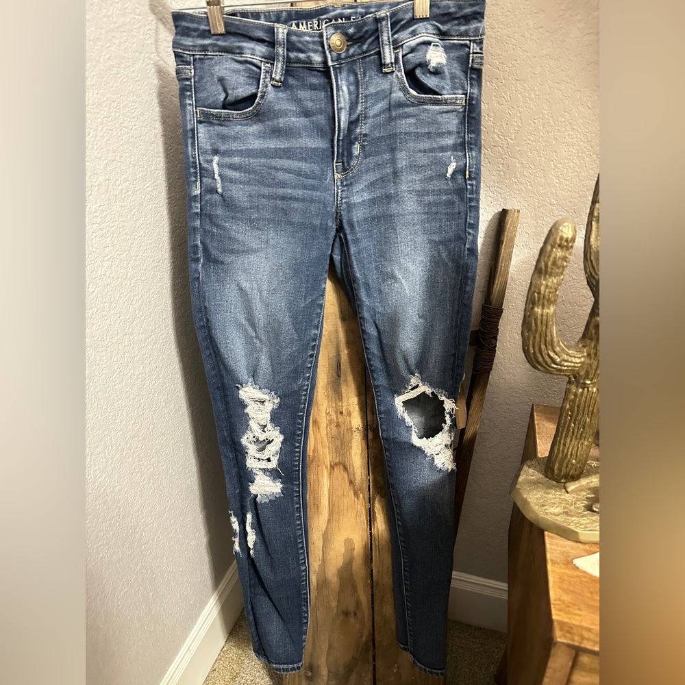 American Eagle Dark wash distressed skinny jeans